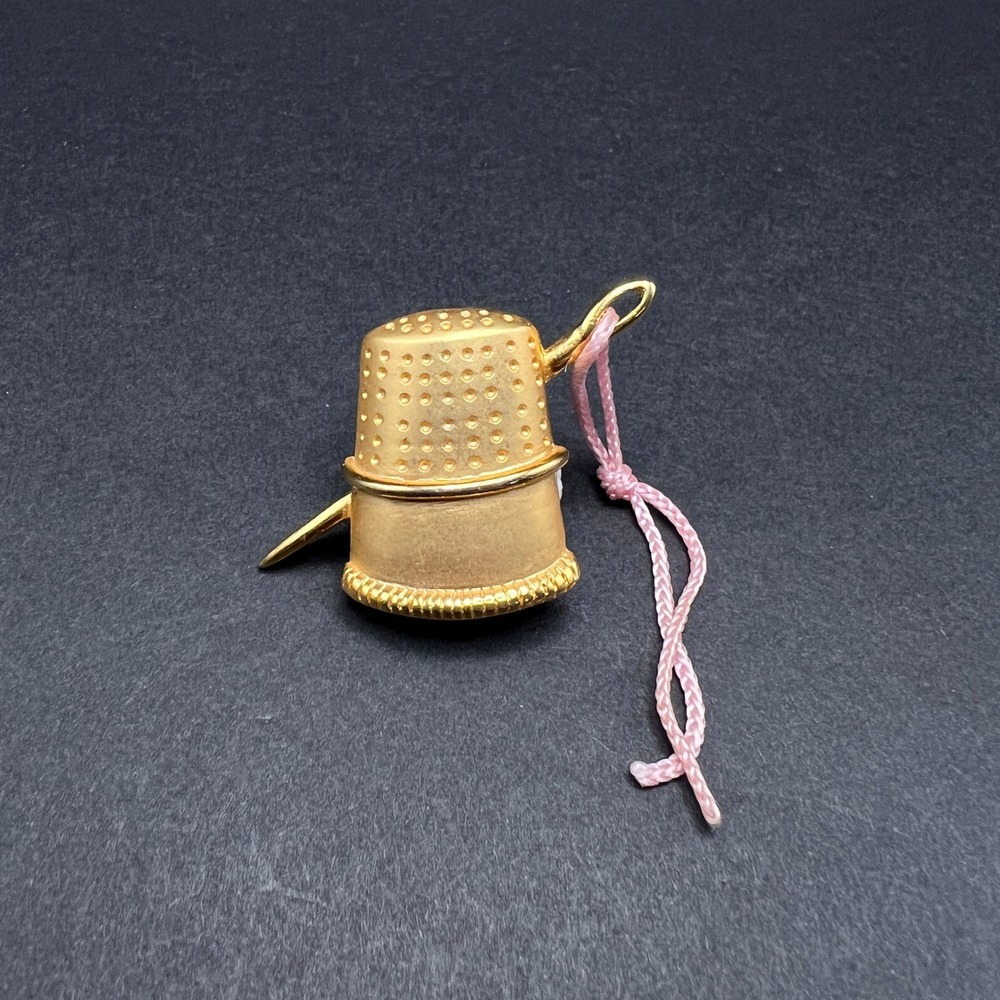 Vintage JJ Thimble Needle Thread Brooch Gold Tone Sewing Craft Pin